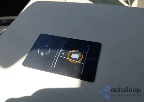 2025 Tesla Model S Plaid z USA, uszkodzony, nr VIN 5YJSA1E67SF549336